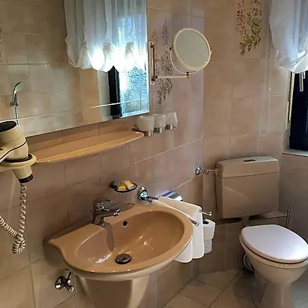 Zur Sonne Winzenhohl Hotel 3*