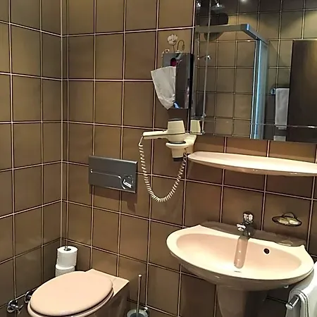 Zur Sonne Winzenhohl Hotel 3*