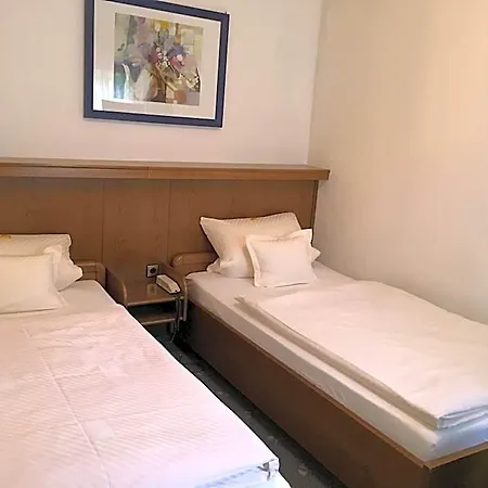 Zur Sonne Winzenhohl Hotel 3*