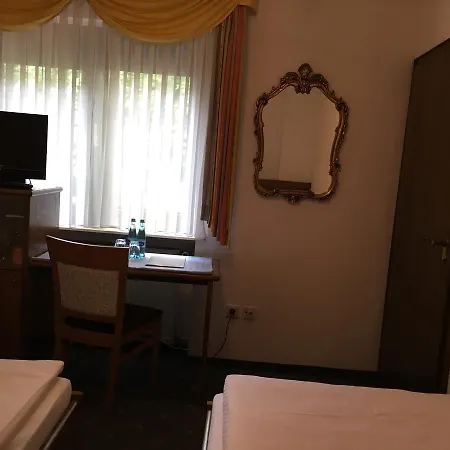Zur Sonne Winzenhohl Hotel