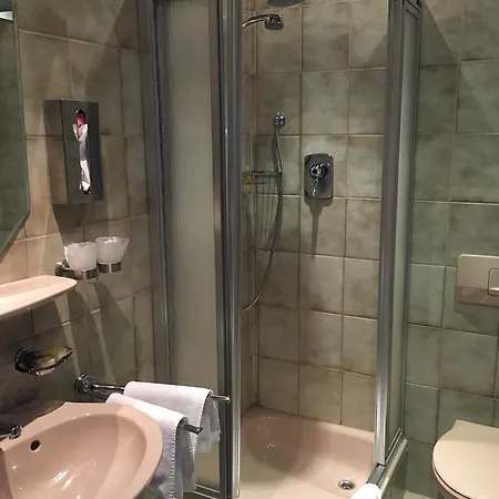 Hotel Zur Sonne Winzenhohl 3*