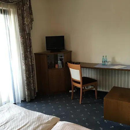 Hotel Zur Sonne Winzenhohl