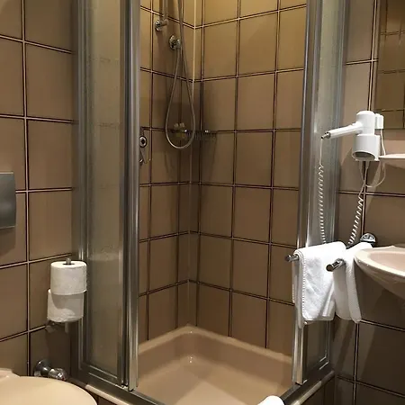 Hotel Zur Sonne Winzenhohl