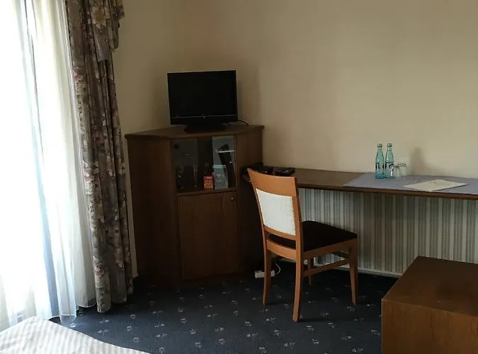 Hotel Zur Sonne Winzenhohl